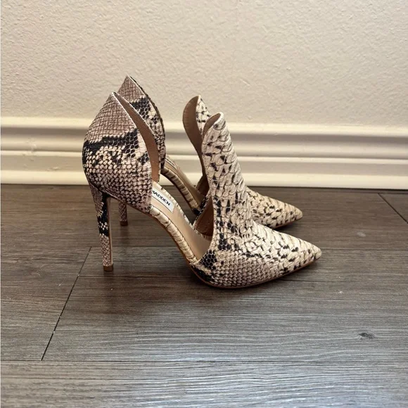 Steve Madden Dolly - Picture 2 of 7